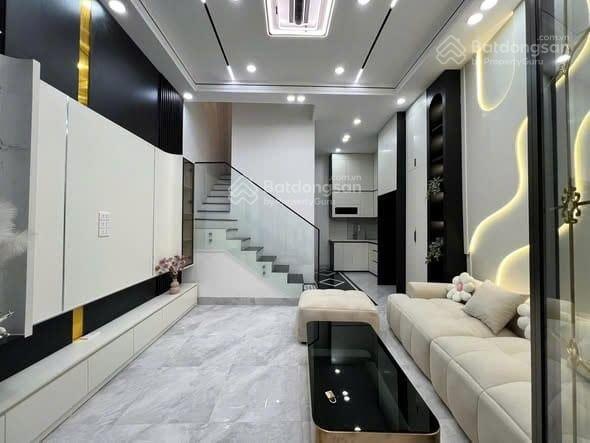 Nhà phố lò đúc, 5 tầng thang may hiện đại - nhà xây mới
