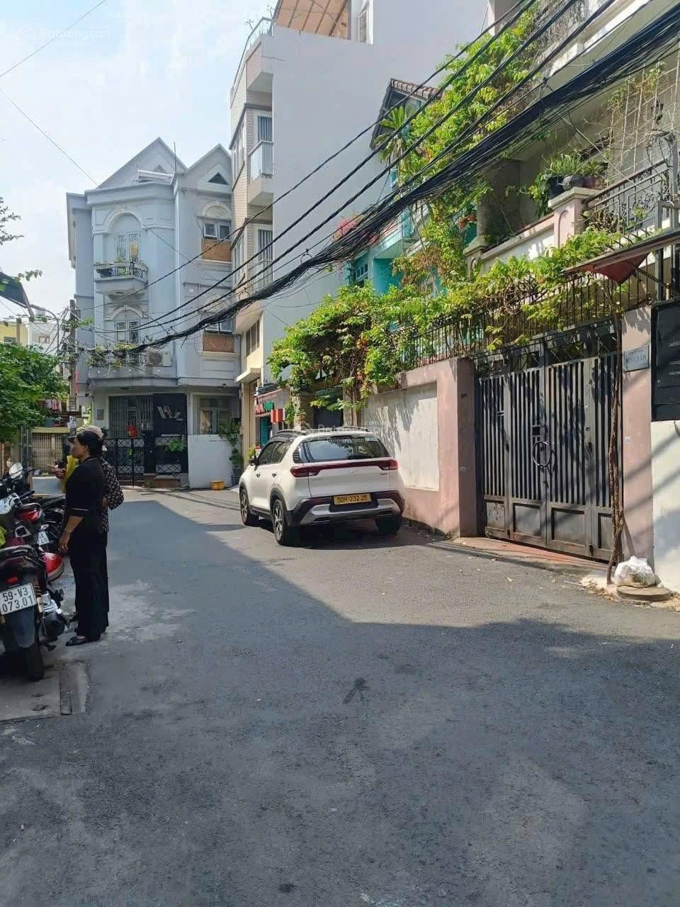Hàng hot-giá hời-hẻm vip 766 cách mạng tháng tám-tân bình giáp q3-q10