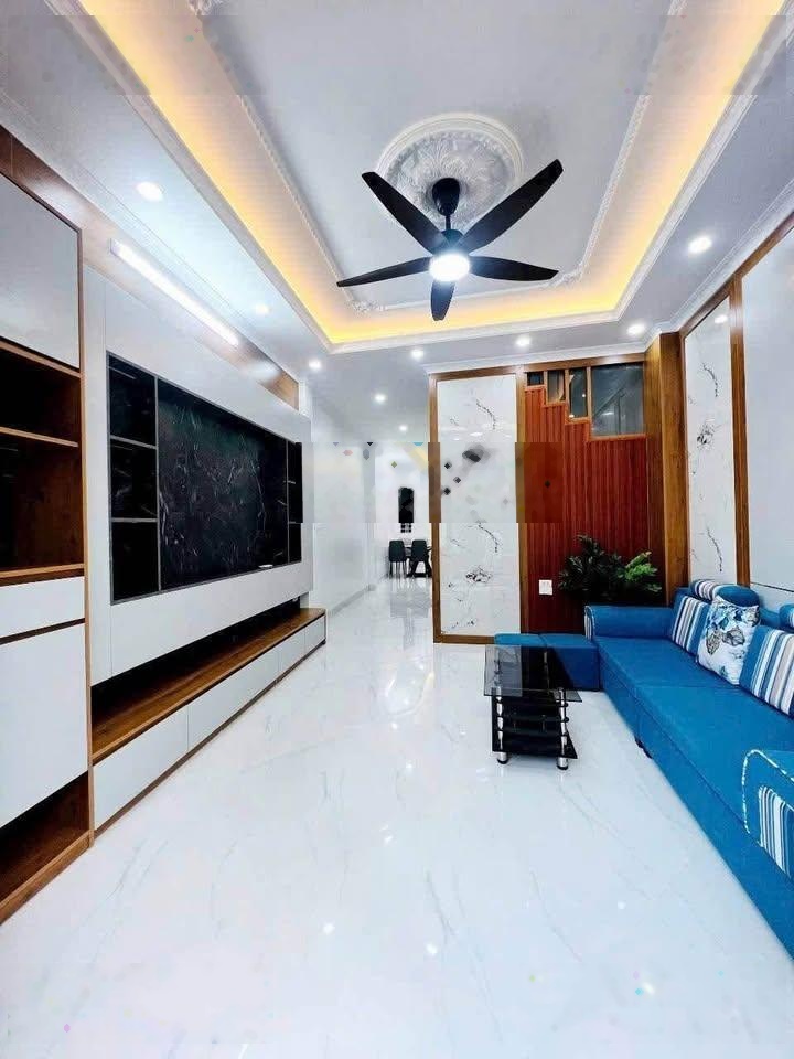 Nhà lô góc Hồ Tùng Mậu 42.6m², mặt tiền 6,6m, 7.25 tỷ, vị trí cực hiếm