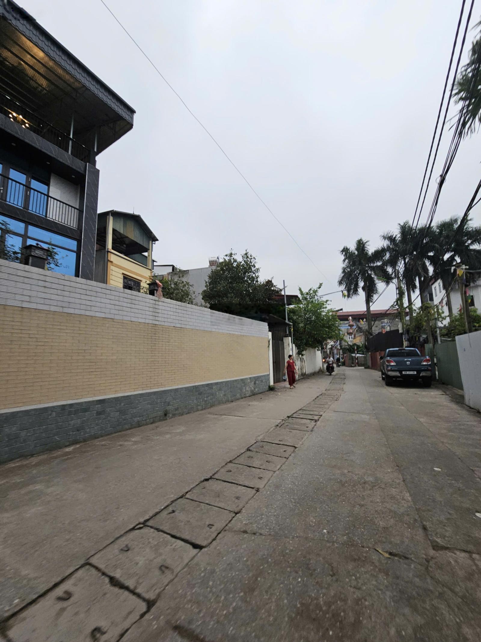 Cần bán Đất đẹp Sóc Sơn 90m2, mặt tiền 6m, ô tô vào giá hơn 3 tỷ GIÁ đầu tư LH 0778395757