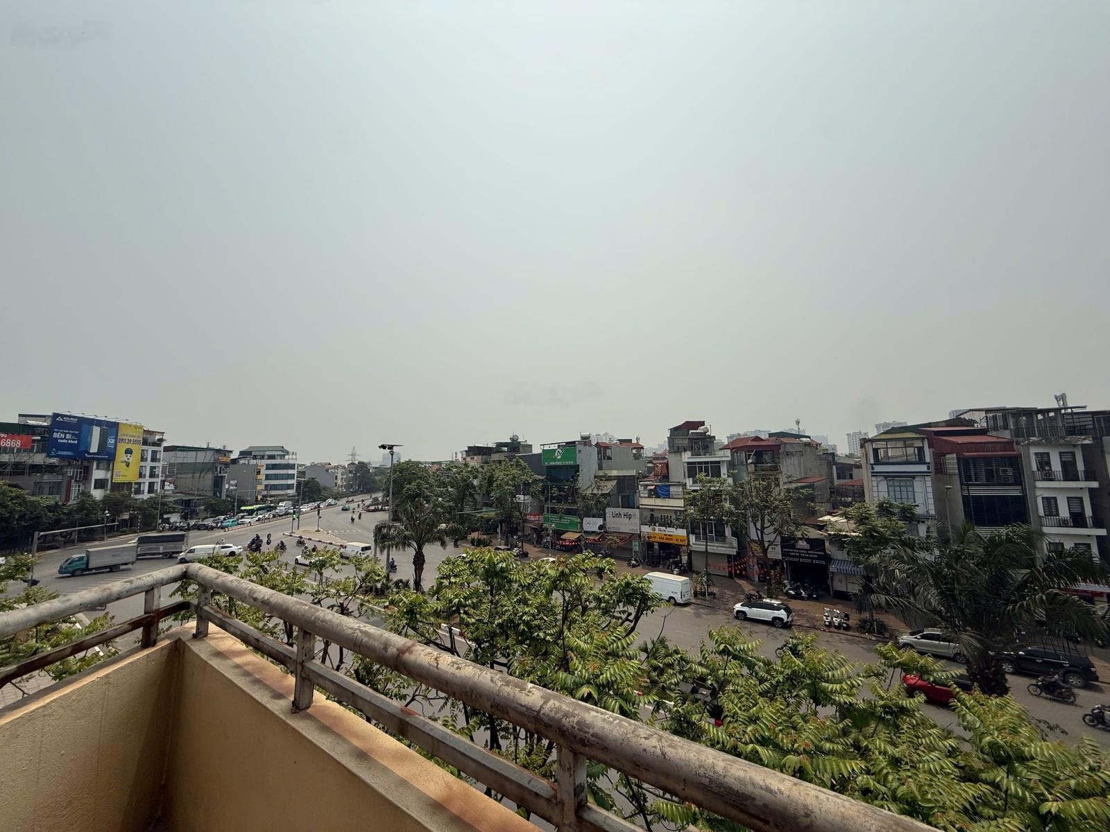 Bán nhà mặt phố tại Trần Khát Chân, Q. Hai Bà Trưng, 25,95 tỷ, 34,9 m2, SD 45m2 vỉa hè đá bóng