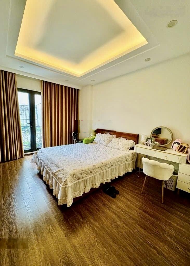 Hiếm đẹp bồ đề long biên 5 tầng mới 48m2 ô tô thông hơn 10 tỷ