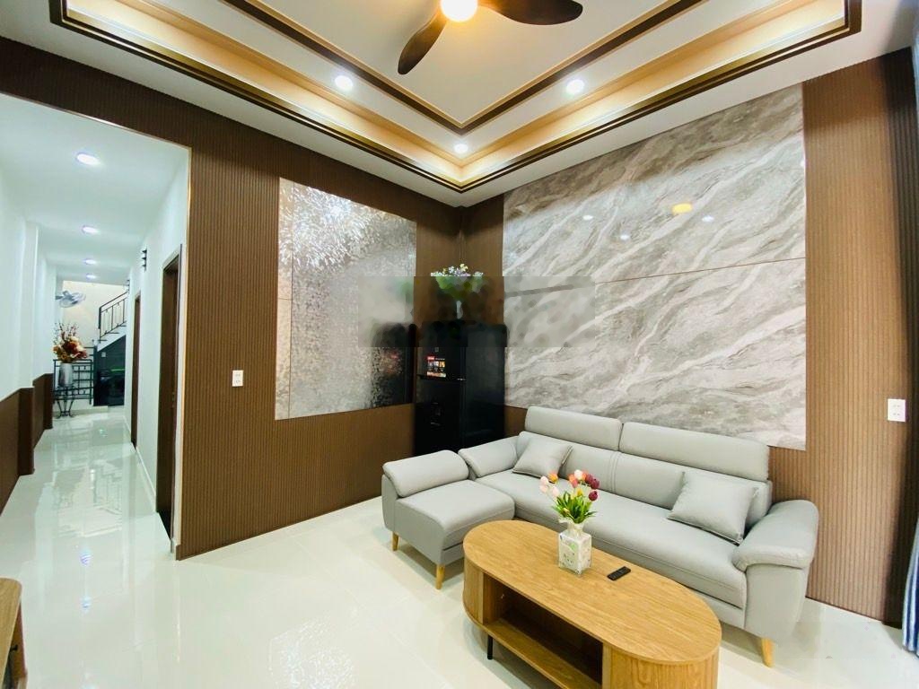 Bán NR đẹp xuất sắc tại Quang Trung, 6,5 tỷ, 64m2, 3PN, 2WC, 2 tầng