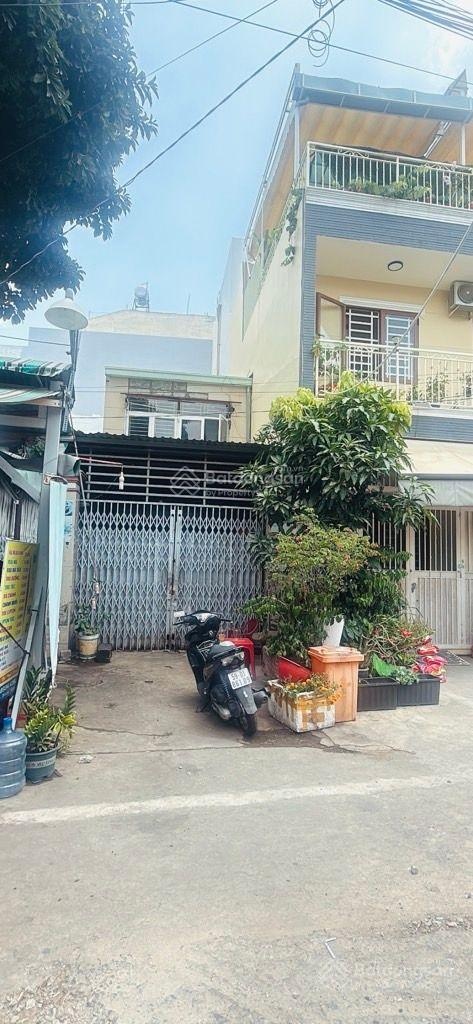 Nhà 2 tầng DTSD 160m2, sát CV Đầm Sen, Tân Phú, hẻm 8m thông, nhỉnh 7 tỷ
