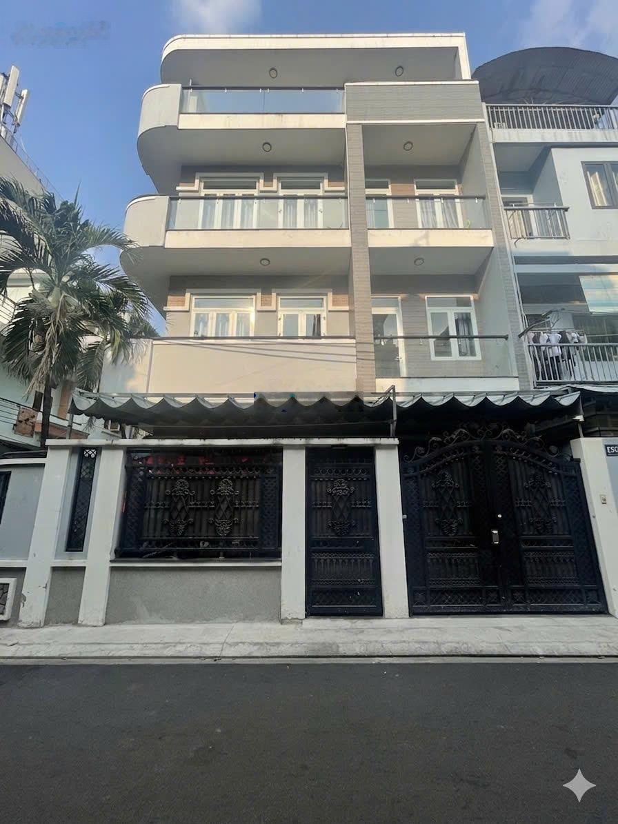 Hẻm VIP 2 ô tô tránh nhau khu Bàu Cát, nhà mới đẹp . DT: 9x9 (68,6m2), trệt 3L ST. Giá: 19t TL