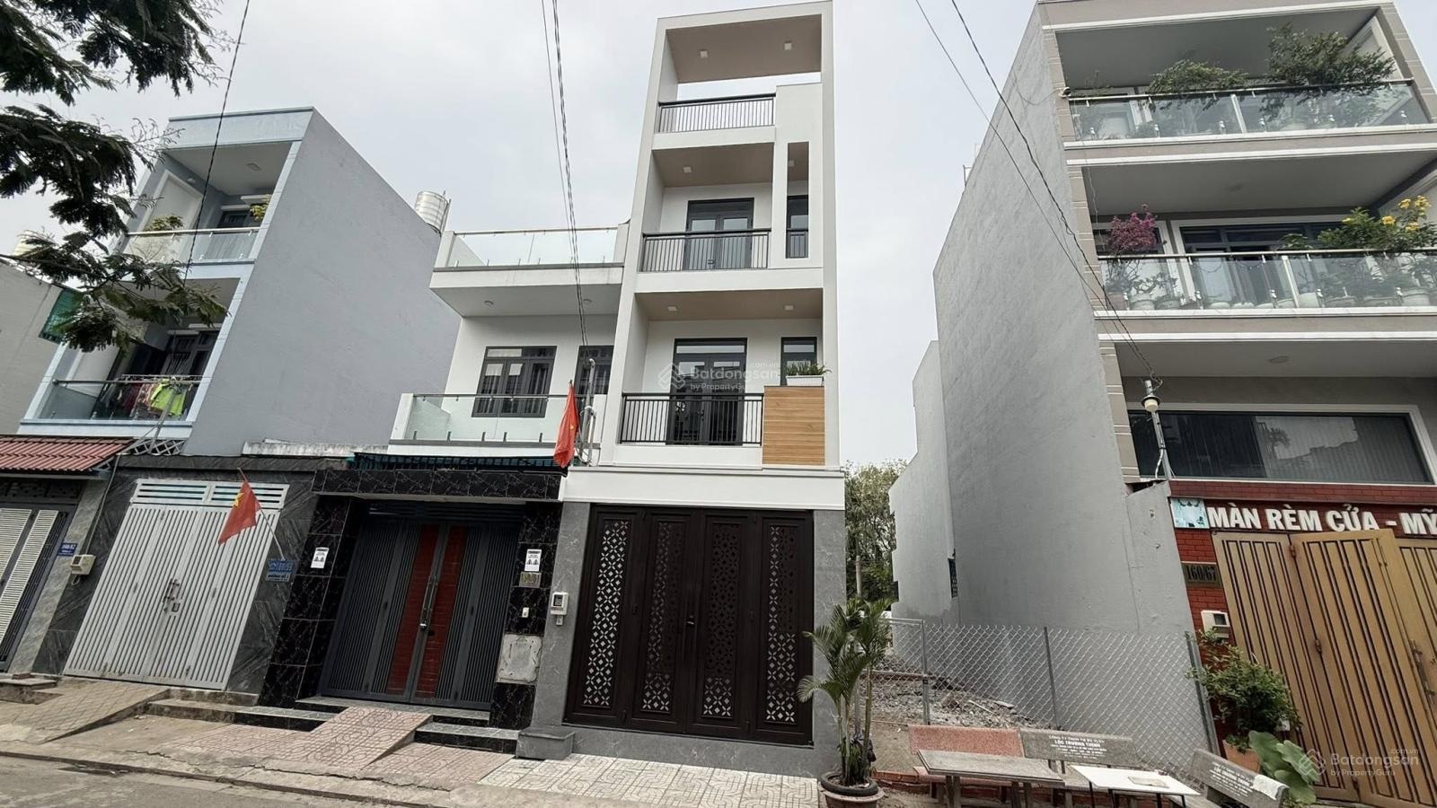 Nhà 3 tầng + tum mặt tiền hẻm 160 Đường Số 1 Nguyễn Duy Trinh - 5,65 tỷ