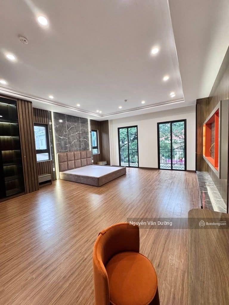 Bán nhà phố Tam Khương, lô góc nhà dân xây ở ngay, ô tô đỗ gần, ở/ kinh doanh đều được, dt 38m2*5t