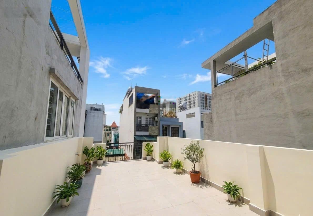 Bán nhà Thích Minh Nguyệt 61.7m² - hẻm xe hơi - 3 tầng - Tân Bình - giá 13.7 tỷ
