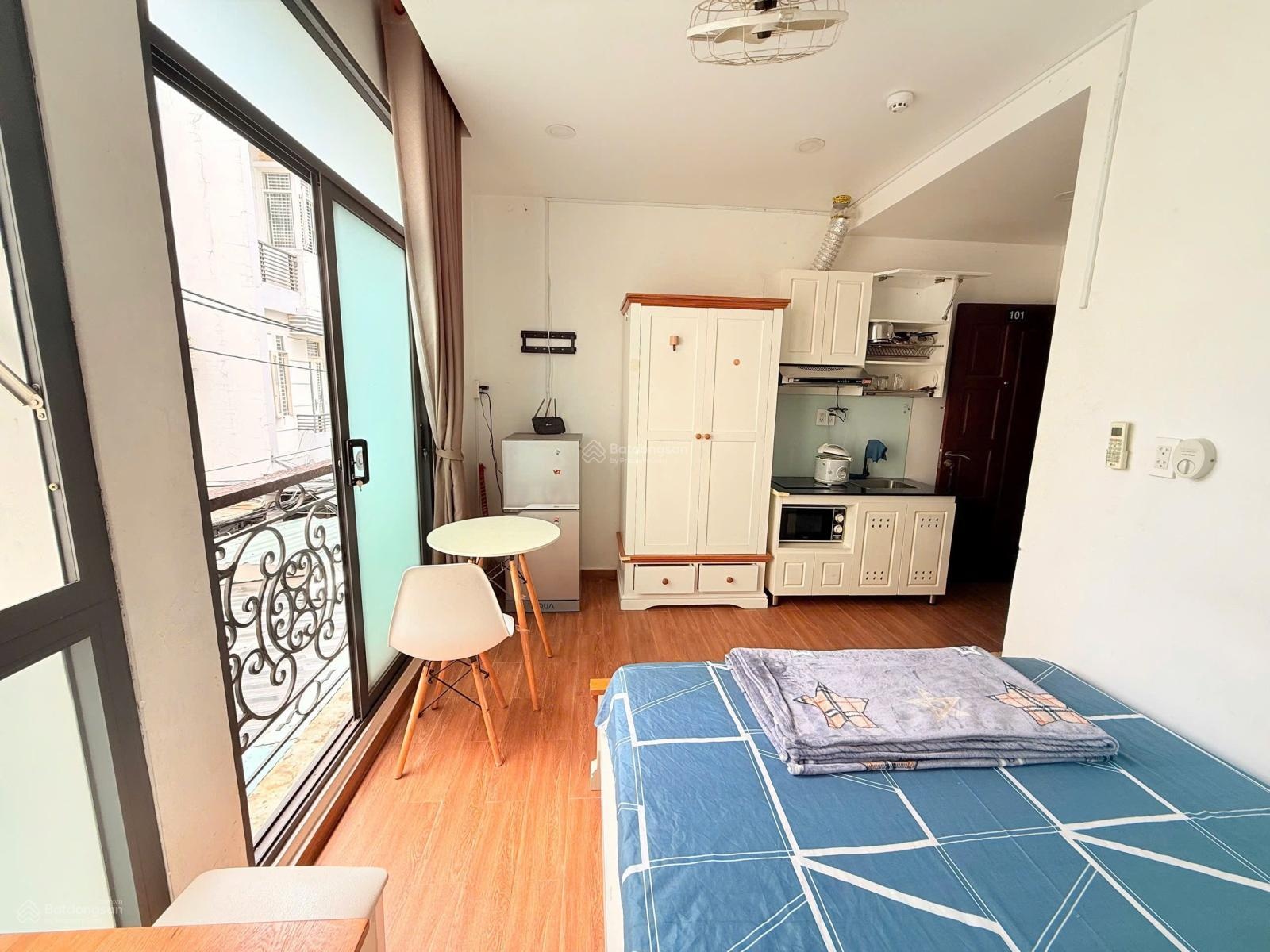 Bán nhà Lê Văn Sỹ 130m² - CHDV 4 tầng - 13 phòng - thu ~1 tỷ/năm - Quận 3 - giá 21 tỷ