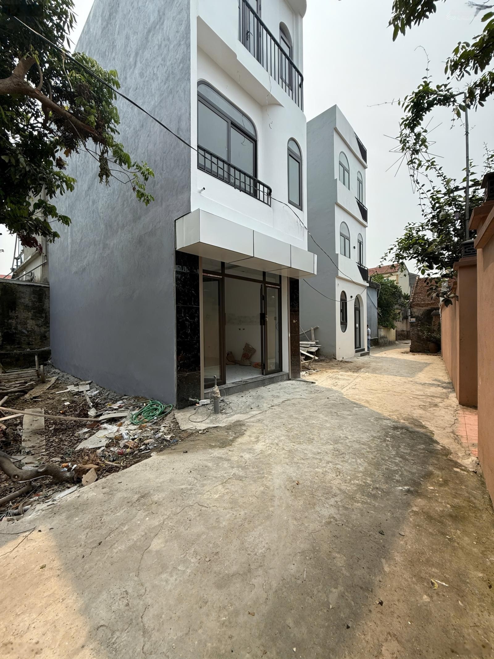 Bán nhà riêng đẹp xuất sắc tại Ngọc Hoà, 3,85 tỷ, 42,1m2, 3PN, 3WC