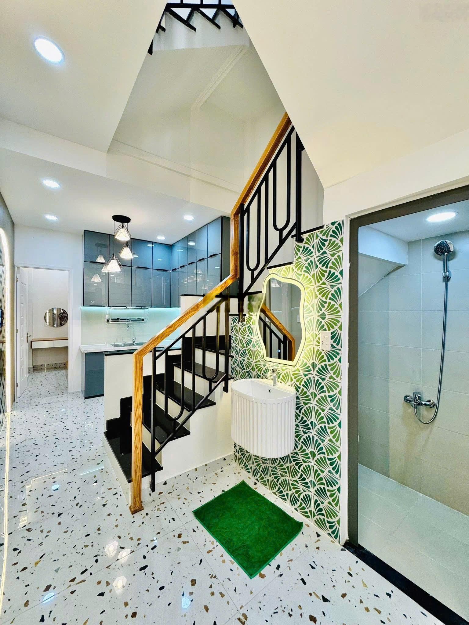 Nhà mới giá thật 3 tỷ 690 ngang 5m lê đức thọ -gv 4pn full nội thất - shr
