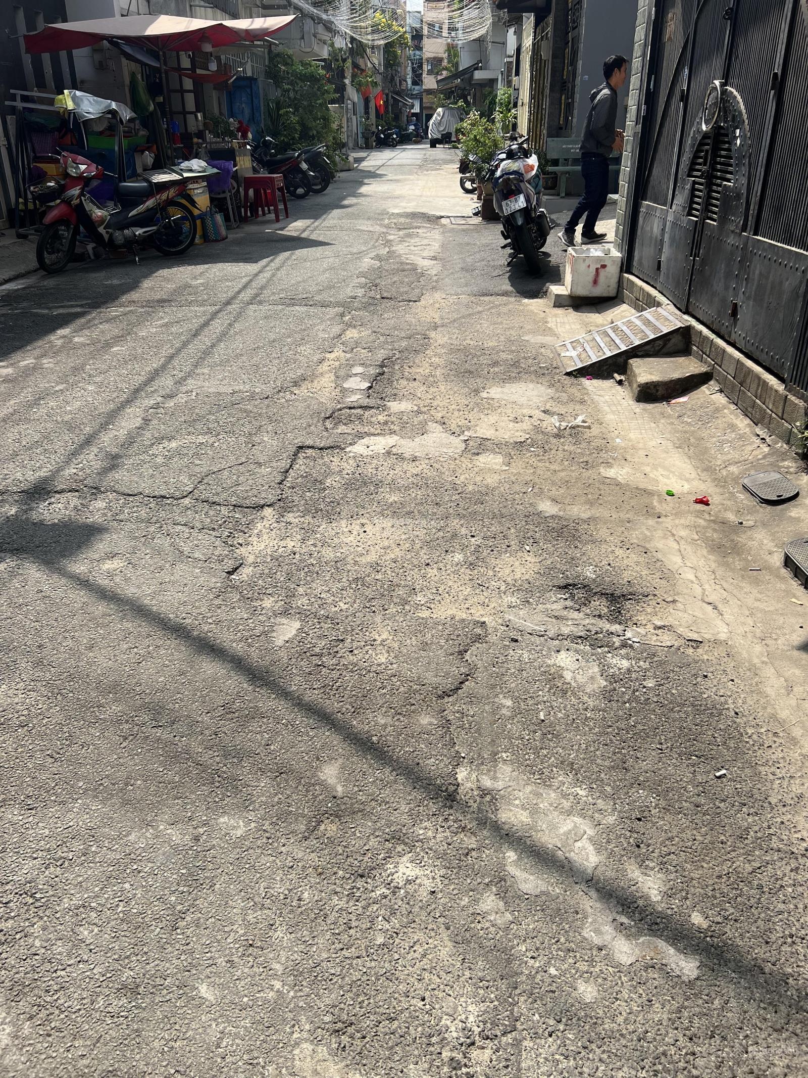 5x16m HXH4m NGUYỄN SƠN - BÌNH LONG khu dân trí đầy đủ tiện ích