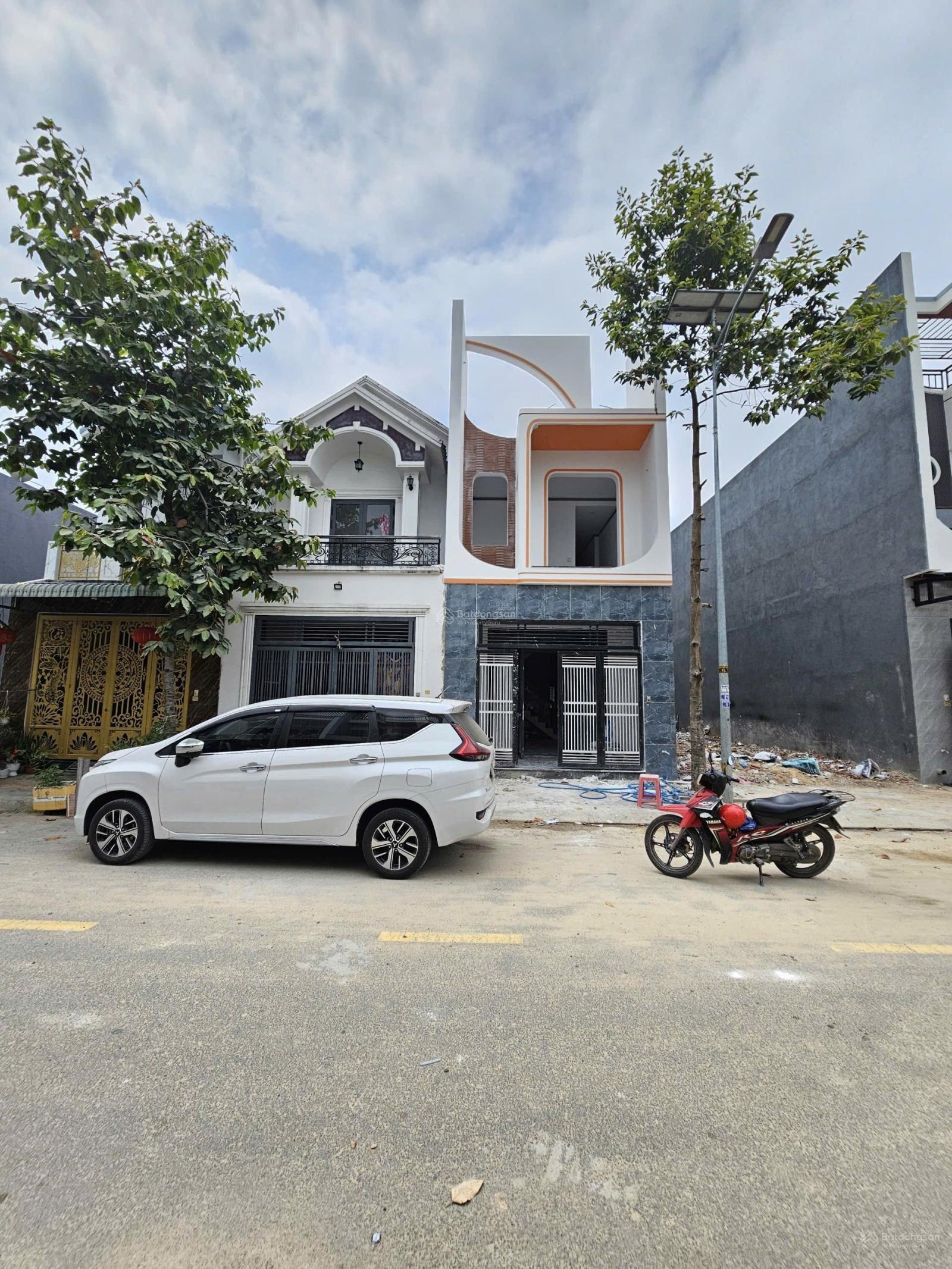 Bán nhà 1 trệt 1 lầu giá rẻ KDC gần Chợ Bà Tri chỉ 2ty3 TL