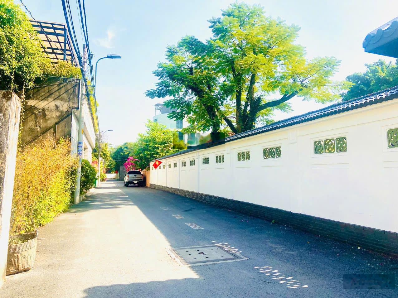 Siêu phẩm - villa có 51m mặt tiền - 51m mặt tiền - duy nhất thảo điền