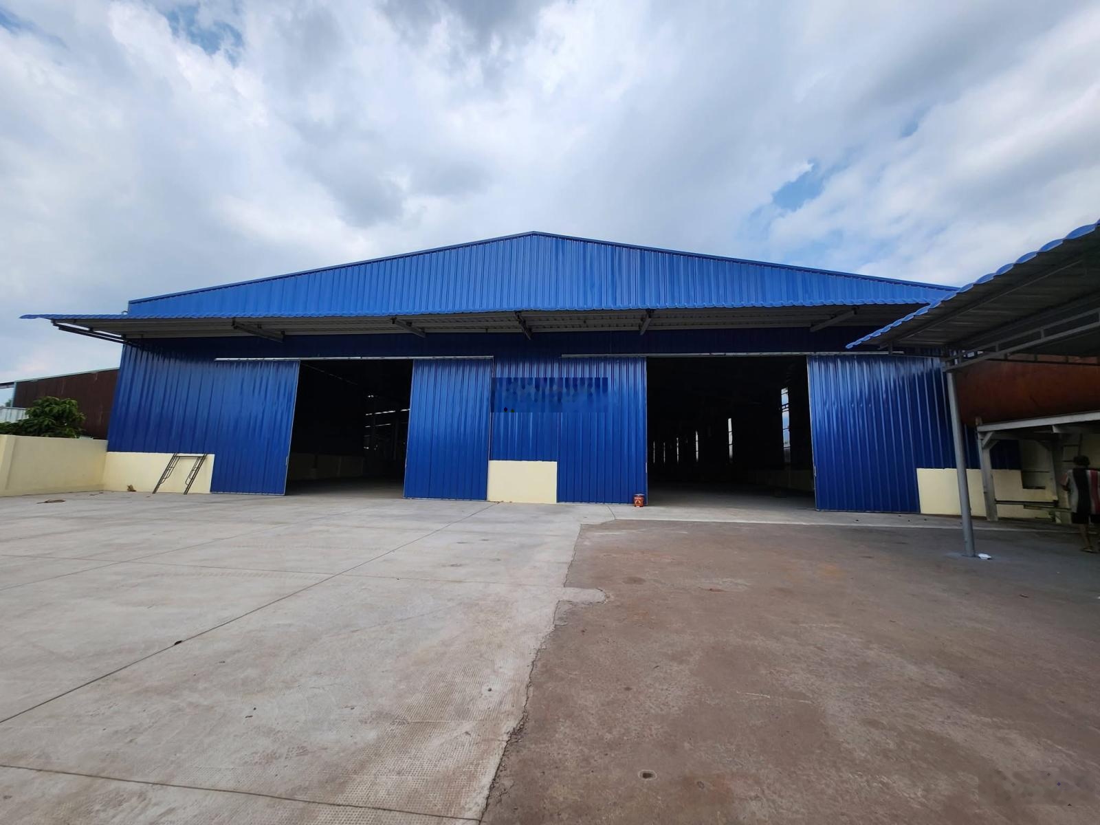 Nguyên cụm kho xưởng 1300m2 + đất 6000m2 tt quận 9