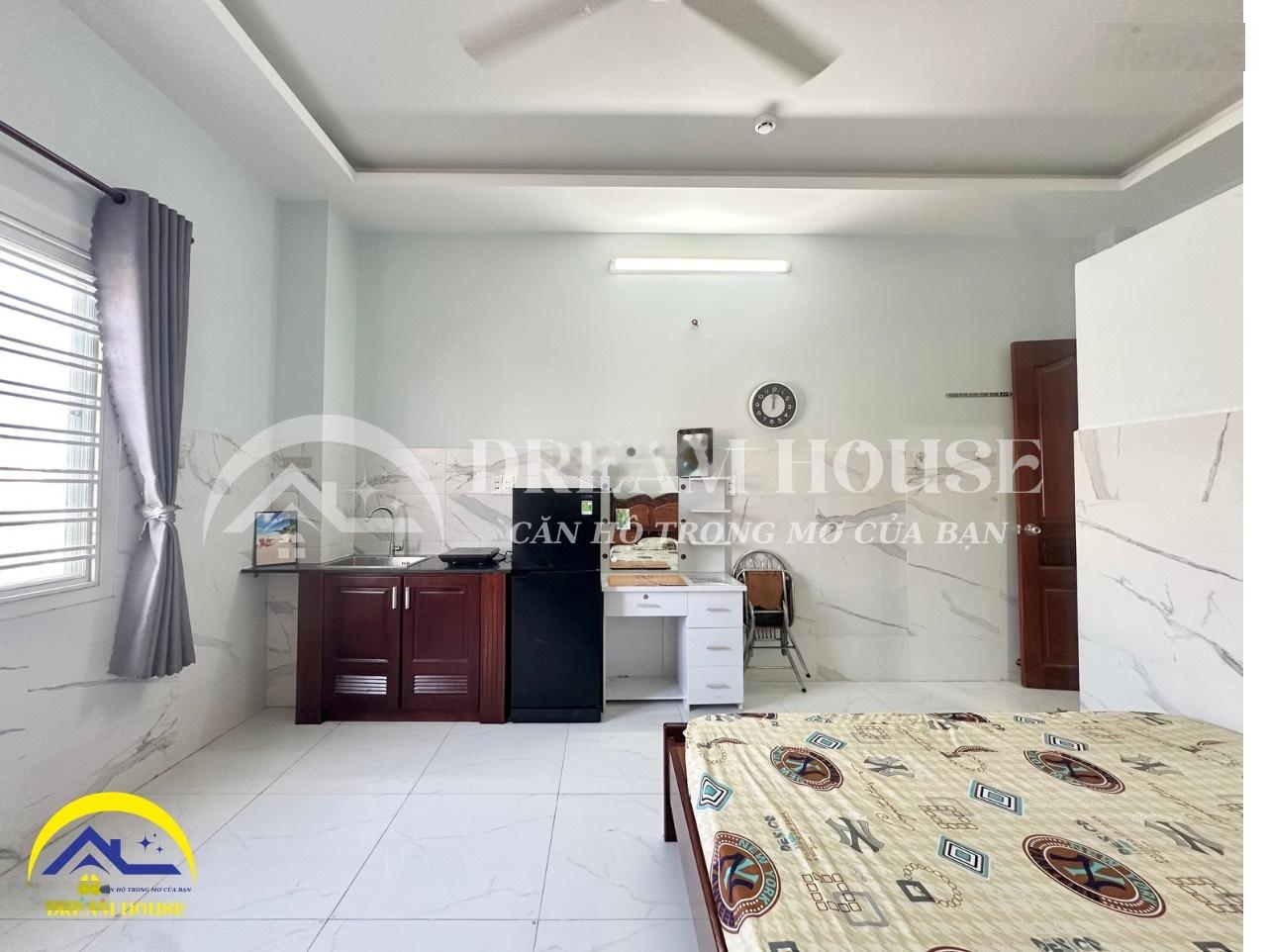 Cho thuê phòng không gác Vườn Lài, sẵn nội thất