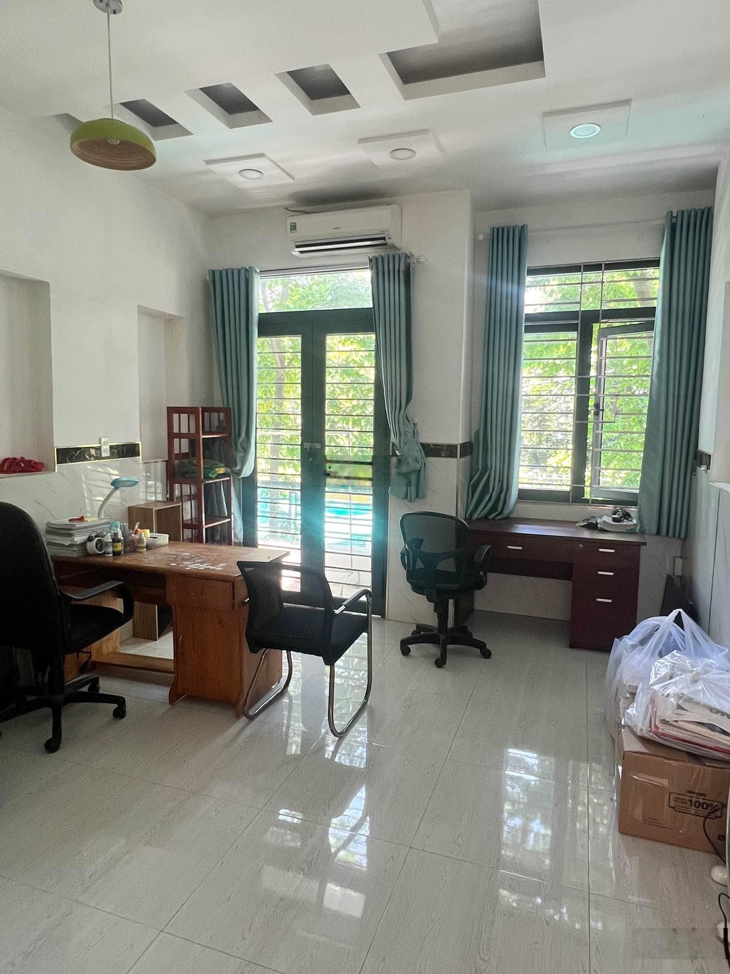 Bán nhà riêng đẹp tại Đ.Làng Tăng Phú, 6,7 tỷ, 50 m2, 2PN, 2WC, chính chủ