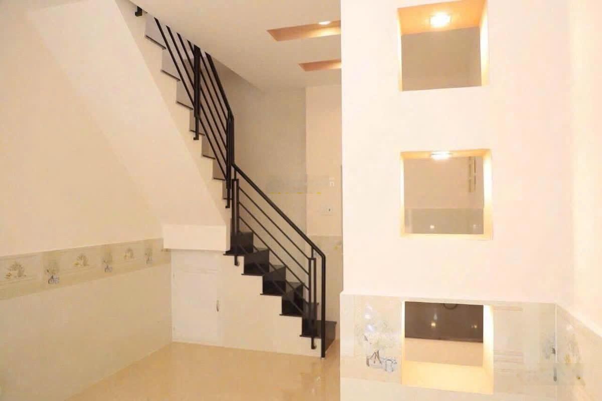 Bán nhà chia tài sản đường Nguyễn Oanh, Quận Gò Vấp, 1 tỷ 810