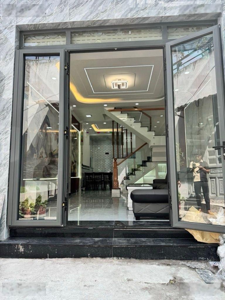 Nhà mới đẹp lung linh-hxh-tặng full nội thất-42m2-2tầng-ngay chợ gần hiệp thành city-giá 4.26 tỷ tl