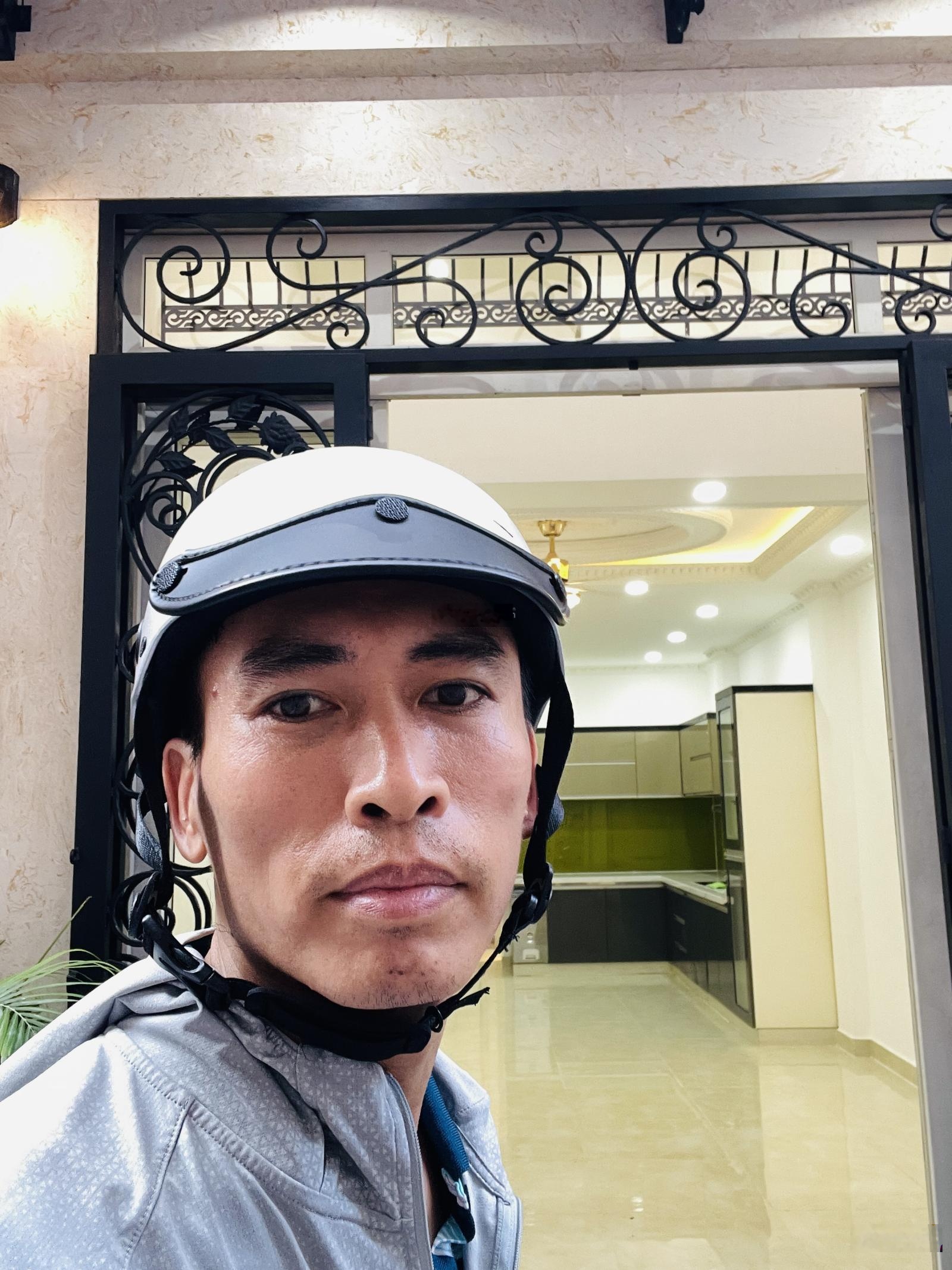 Cao Thắng PHÚ NHUẬN, hẻm thông, 33m 4tầng nhỉnh 5ty.