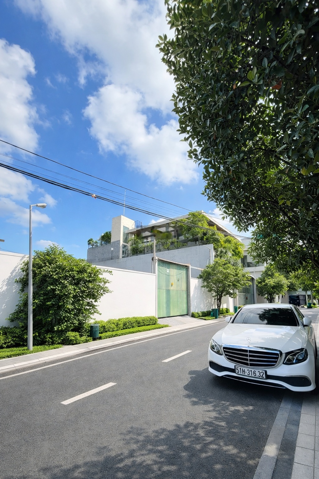rẻ hơn thị trường 20% - KDC víp nhất QL13 - DT 5x20m - Đường 12m - Gần Cầu Bình Triệu