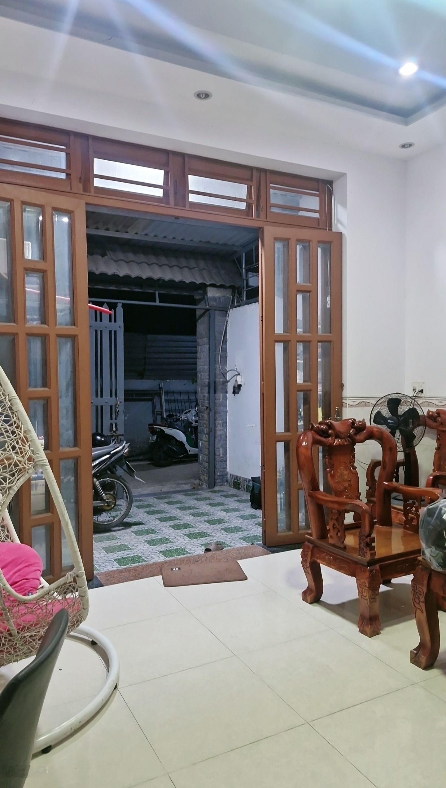 Nhà 3 tầng lê văn việt đối diện chợ hiệp phú, quận 9 - 66,3m chỉ 6.2tỷ (r.ẻ hơn khu vực 350t.r)