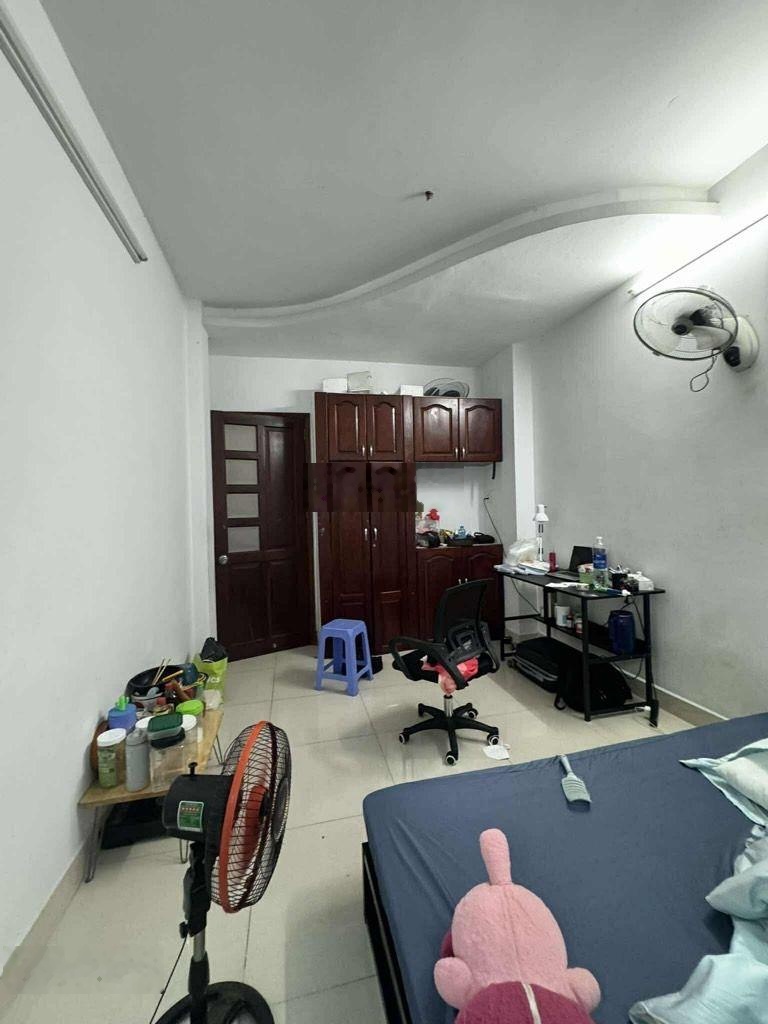 Nhà 4 tầng btct - khu vip kinh doanh nổi tiếng quận 6 - hoàn công đầy đủ - nhỉnh 5 tỷ.