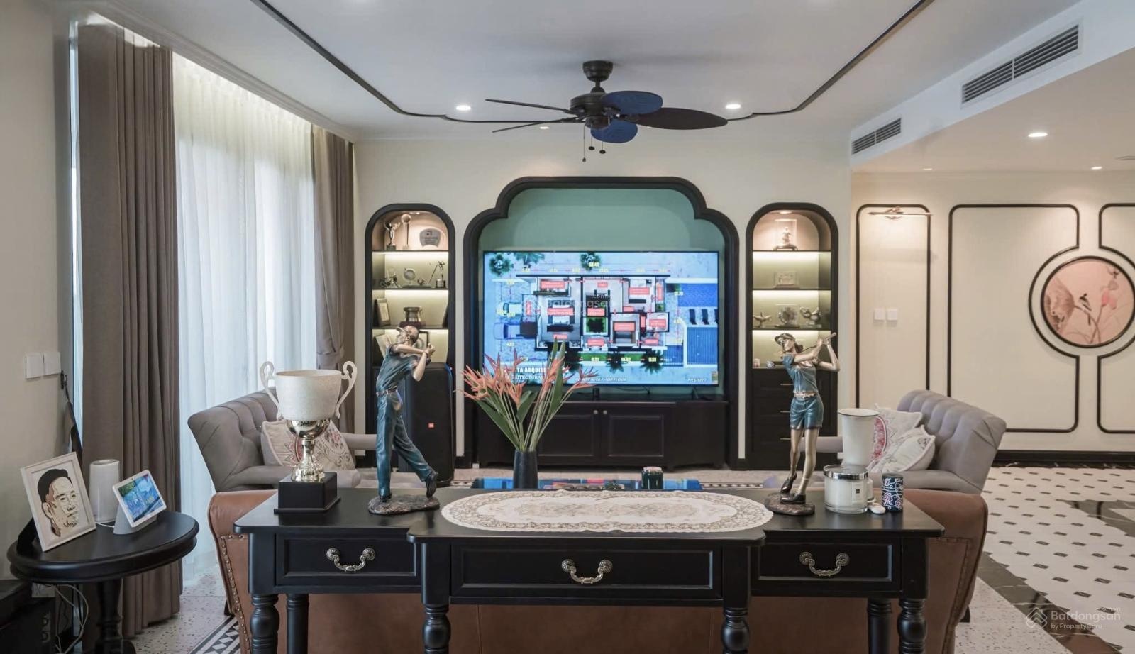 Cho thuê căn 234m2, 4PN, D Le Roi Soleil, 59 Xuân Diệu