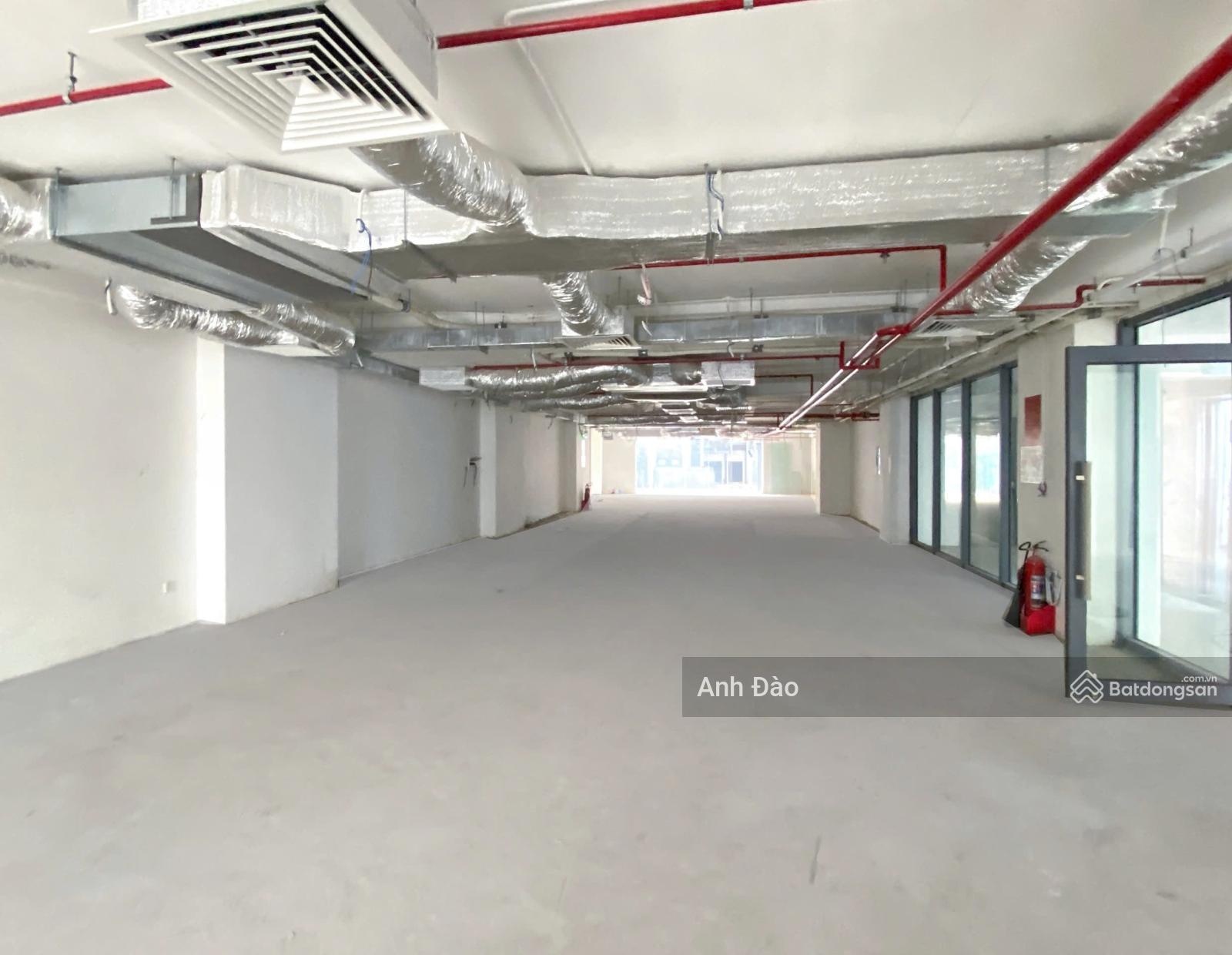 Building mới xây mặt tiền trường sa, bình thạnh