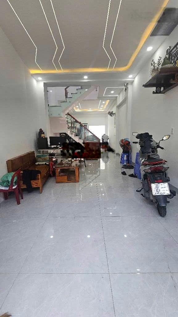 Ngay gò xoài-sát mặt tiền-4x15m(60m2)-2tầng-3pn- hẻm xe hơi- chỉ 5,1tỷ. tl.