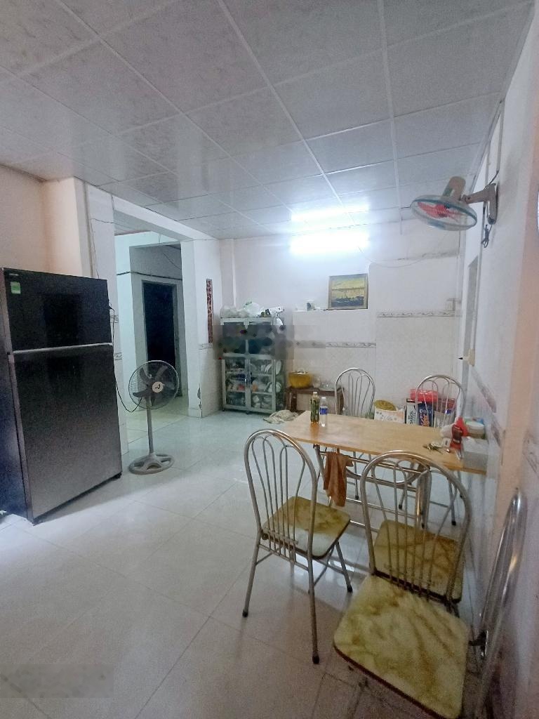 Nhà Hiếm Lê Văn Lương Q7, Giá chỉ 4.4 tỷ, 120m2, 2 tầng, Hẻm 8m , Ngang 5m, Nở Hậu