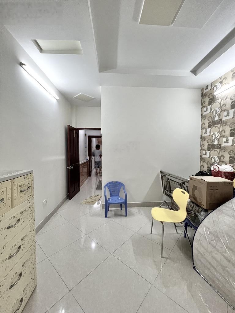 8.2 tỷ về 7.45 tỷ bán gấp nhà Phan Đăng Lưu-3 tầng