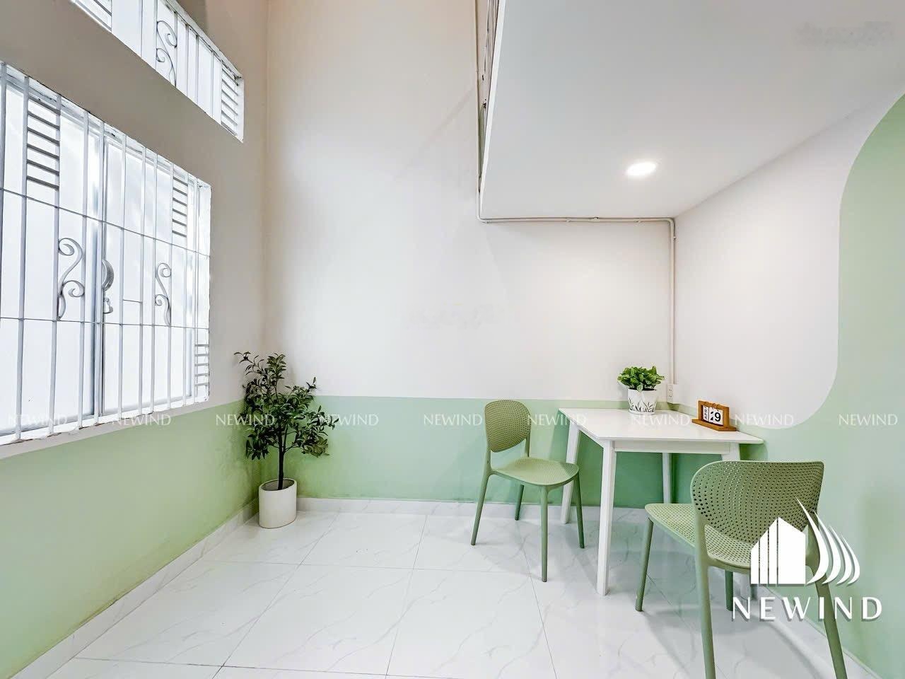 Cho thuê Nhà trọ 30m2, 4,5 triệu VND tại Bùi Văn Ba, view đẹp, Chính chủ