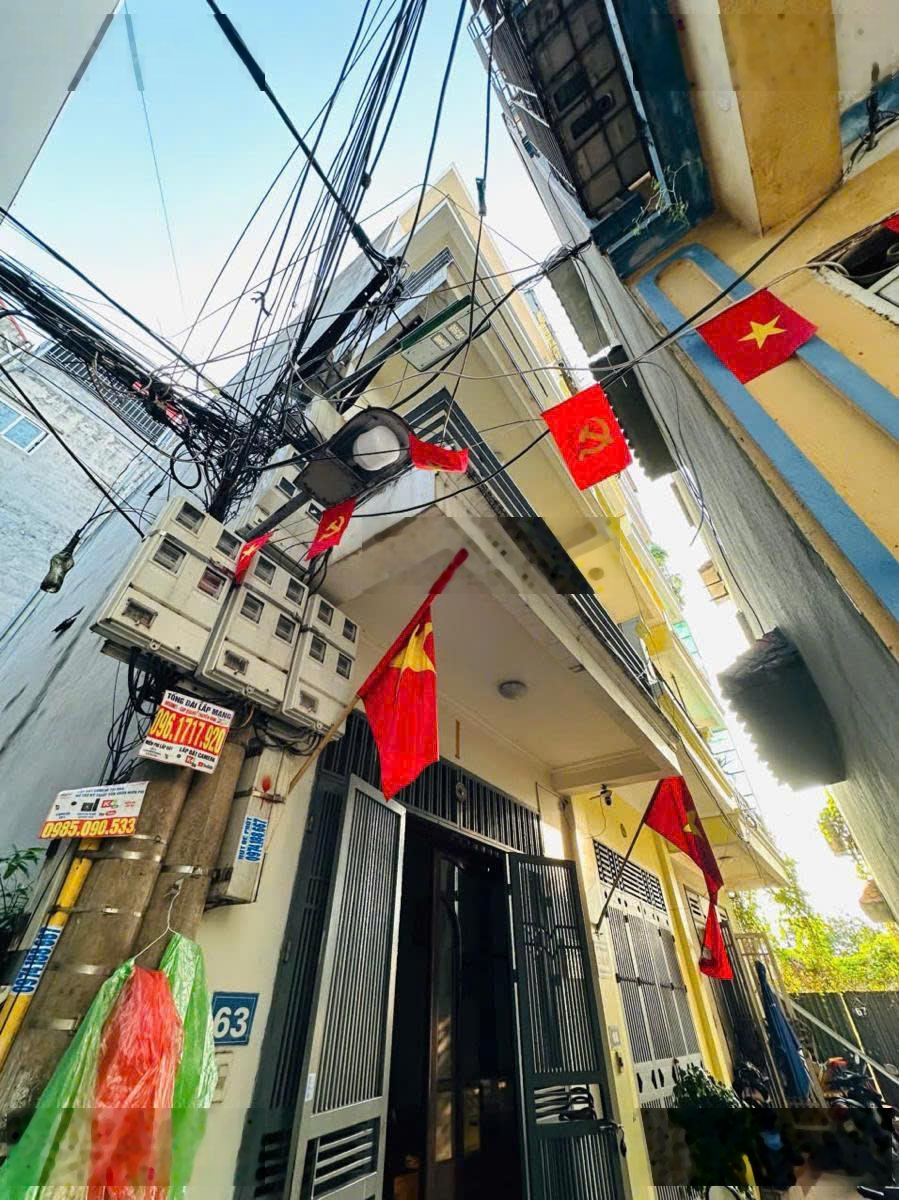 Bán nhà riêng tại Tăng Thiết Giáp, 7,5 tỷ, 37m2, pháp lý đầy đủ, nội thất full