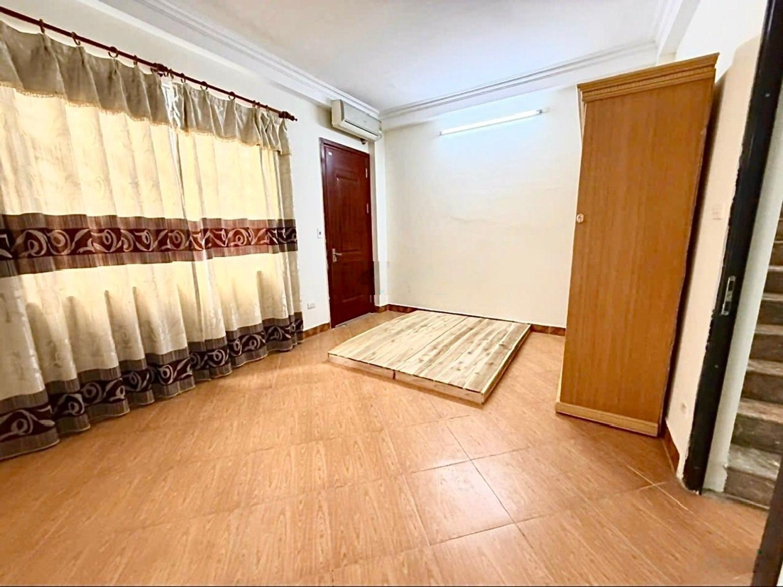 Dự án mở đường ra mặt phố .Nhà định công thượng 44 m2 4 tầng Lô goc-Ngõ Thông hơn 9 tỉ