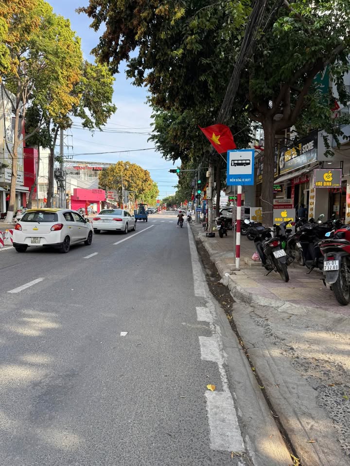 Bán nhà 3 mặt tiền Ngô Gia Tự, phường Thanh Sơn, Phan Rang cũ