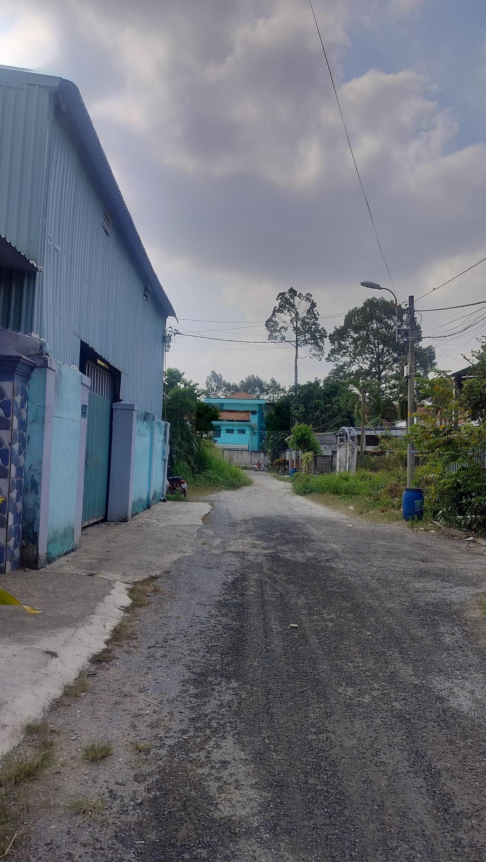 Cho thuê kho xưởng 400m2 một sẹc ngắn đường Tỉnh Lộ 15 Củ Chi diện tích 10 x 40m = 400m2