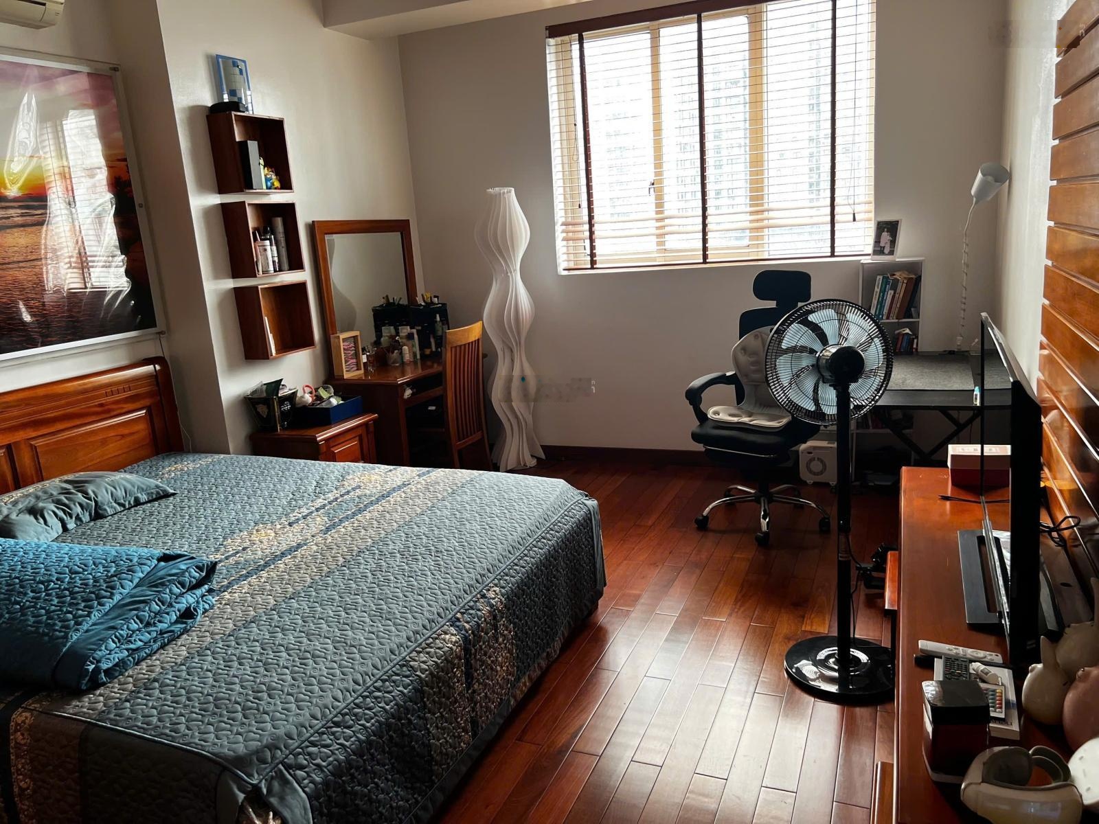 Cần Cho Thuê Gấp Căn 3n BC Đông Nam Full Đồ LH 0977146928