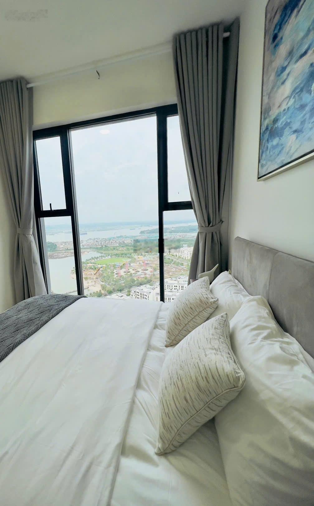 Siêu phẩm 3PN 100m2 Masterise Centre Point - view hoa hậu ngắm pháo hoa - gía 9.6 tỷ bao hết