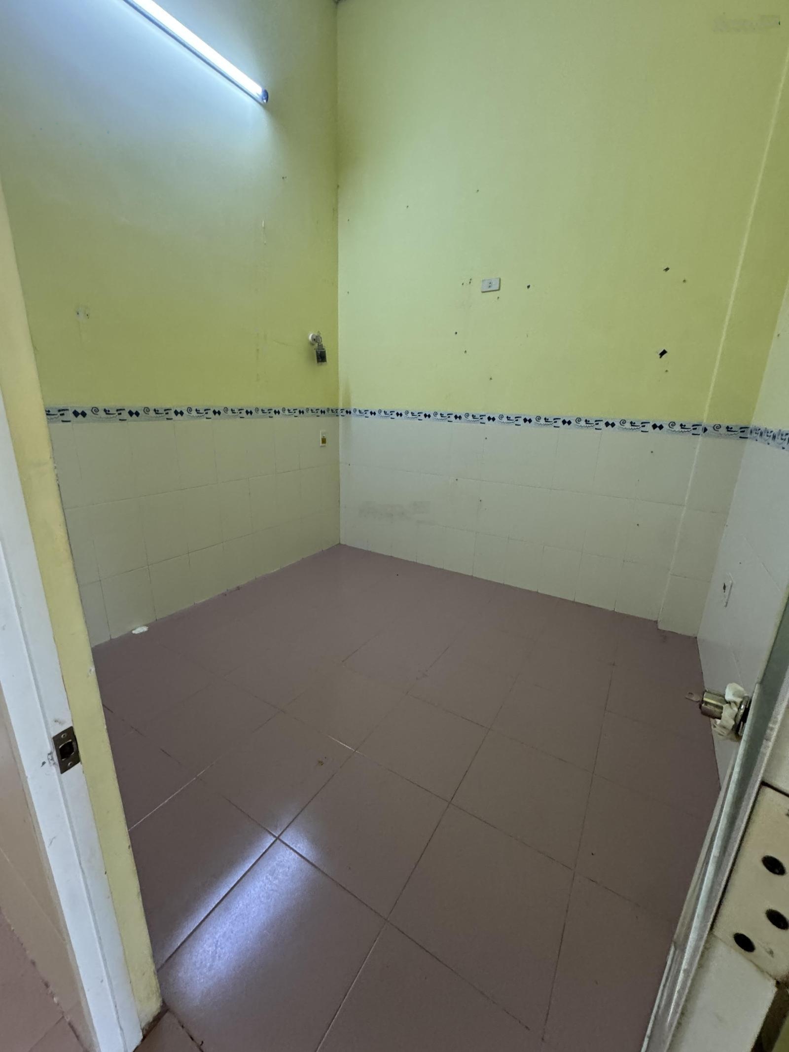 Bán nhà khu đông mương TĐC Hòn Xện Vĩnh Hoà diện tích 80m2 giá 4 tỷ 550 đường ô tô gần công viên