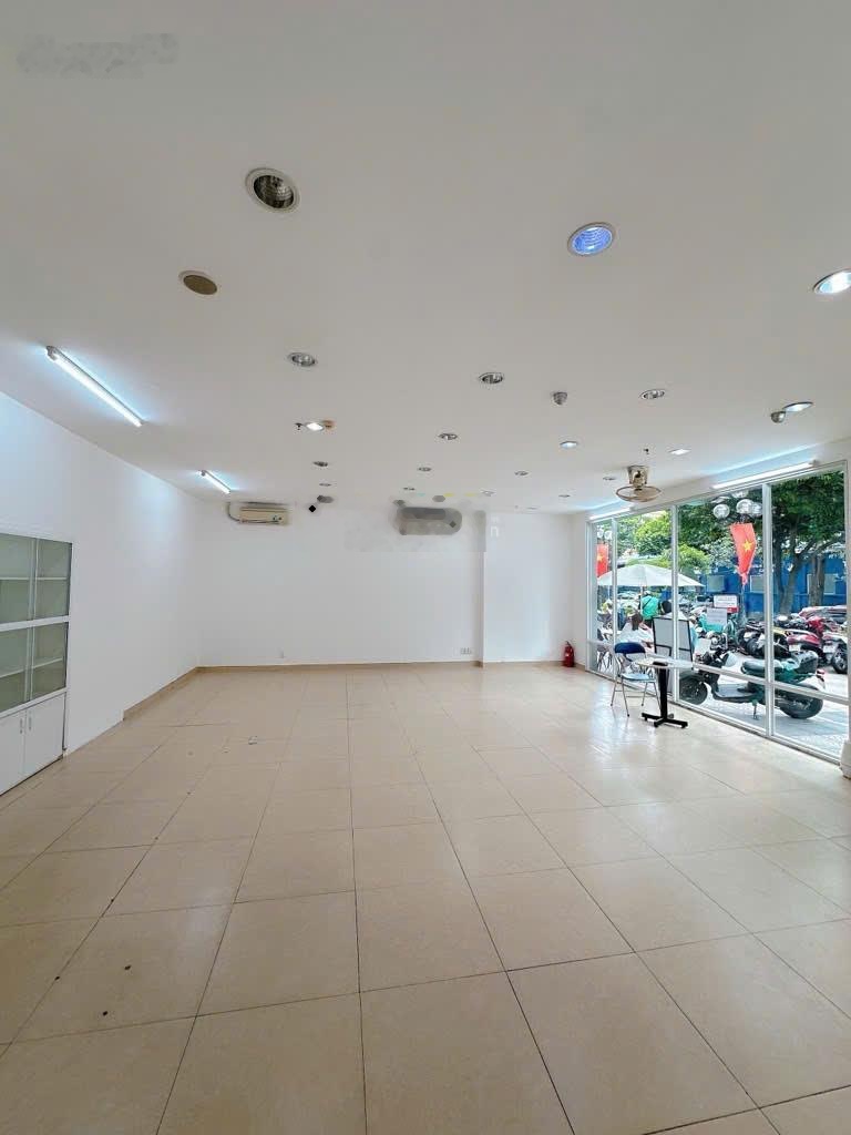 Bán shophouse - Mặt tiền Trần Văn Danh - Tân Bình - 2 tầng - 180m2 - 13 tỷ 900
