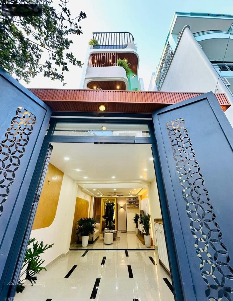 Bán nhà 5 tầng, ô tô ngủ trong nhà, đường Bưng Ông Thoàn, phường Phú Hữu, Quận 9, DT 57m2 - 5 tỷ