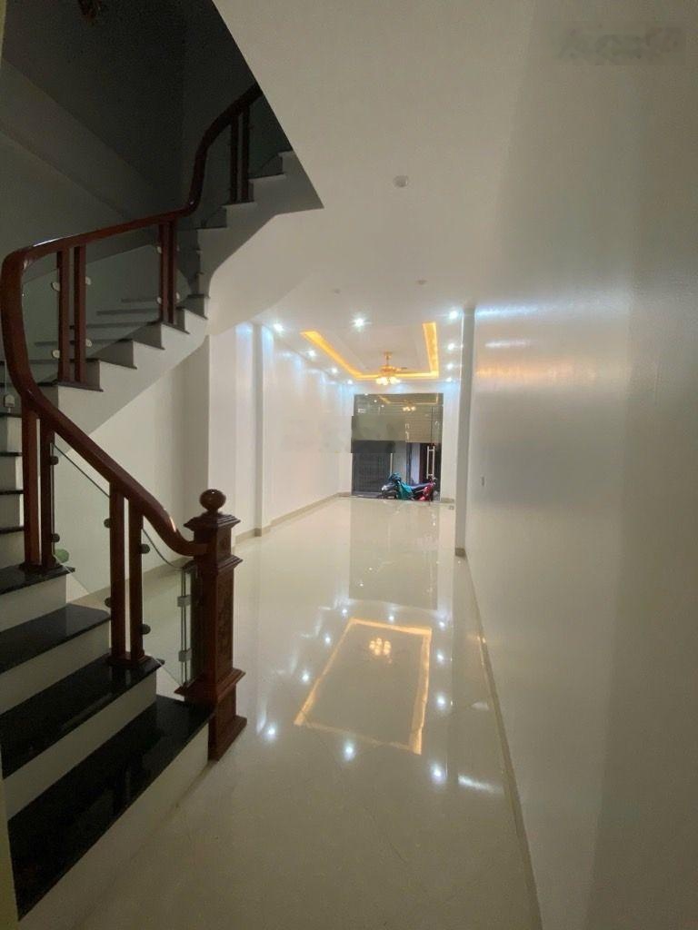 Thụy Khuê Tây Hồ, Dân Xây, Dt 72 m x 5 Tầng ,Thang Máy, Đường Trước Nhà 3 m, 21,5 Tỷ