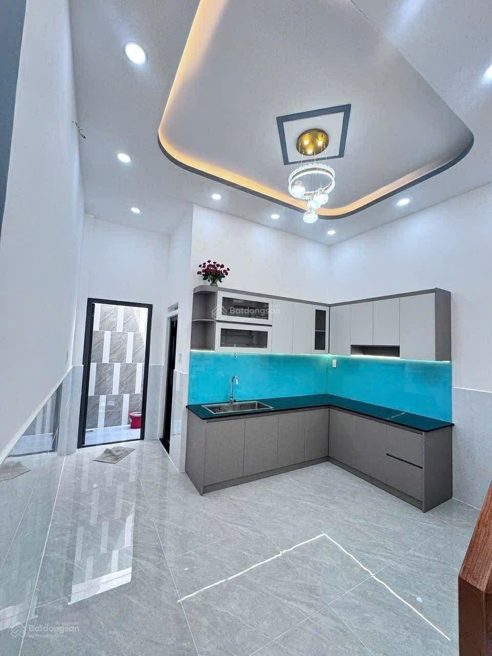 Bán nhà mới xây Lê Văn Quới hẻm 6m ô tô vào nhà 3.6 x 7 ( 2 Tầng ) Giá 3Txx