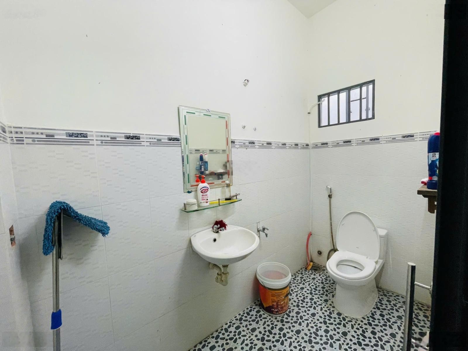 Nhà trung tâm Phước Hải Nha Trang 1 trệt 1 lầu sổ riêng 6,05 tỷ