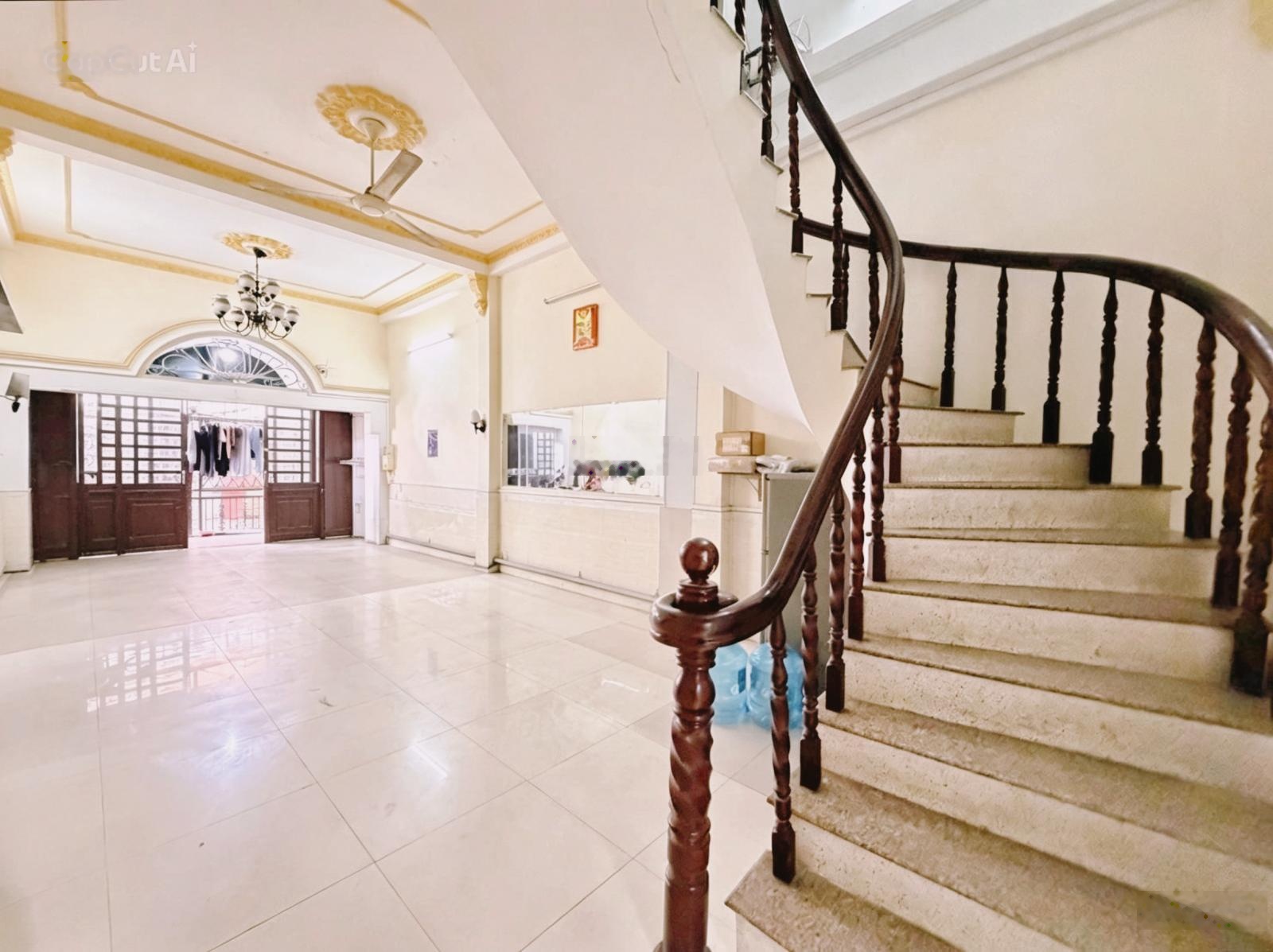 Hẻm ô tô - 117m2 - 4 tầng - Ung Văn Khiêm P. 25, Bình Thạnh - nhỉnh 14 tỷ