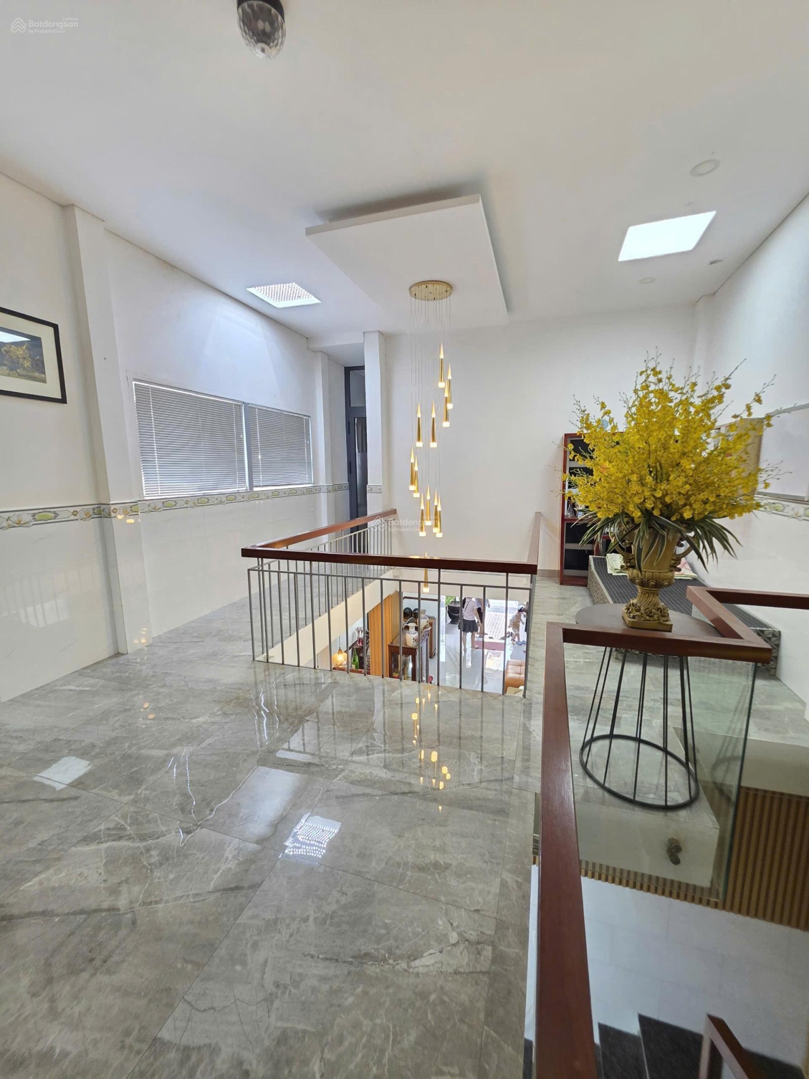 Nhà rẻ, gần BigC Go Dĩ An giáp ranh Thủ Đức, bệnh viện Hoàn Mỹ, hẻm xe hơi đi được đường Quốc Lộ 1K