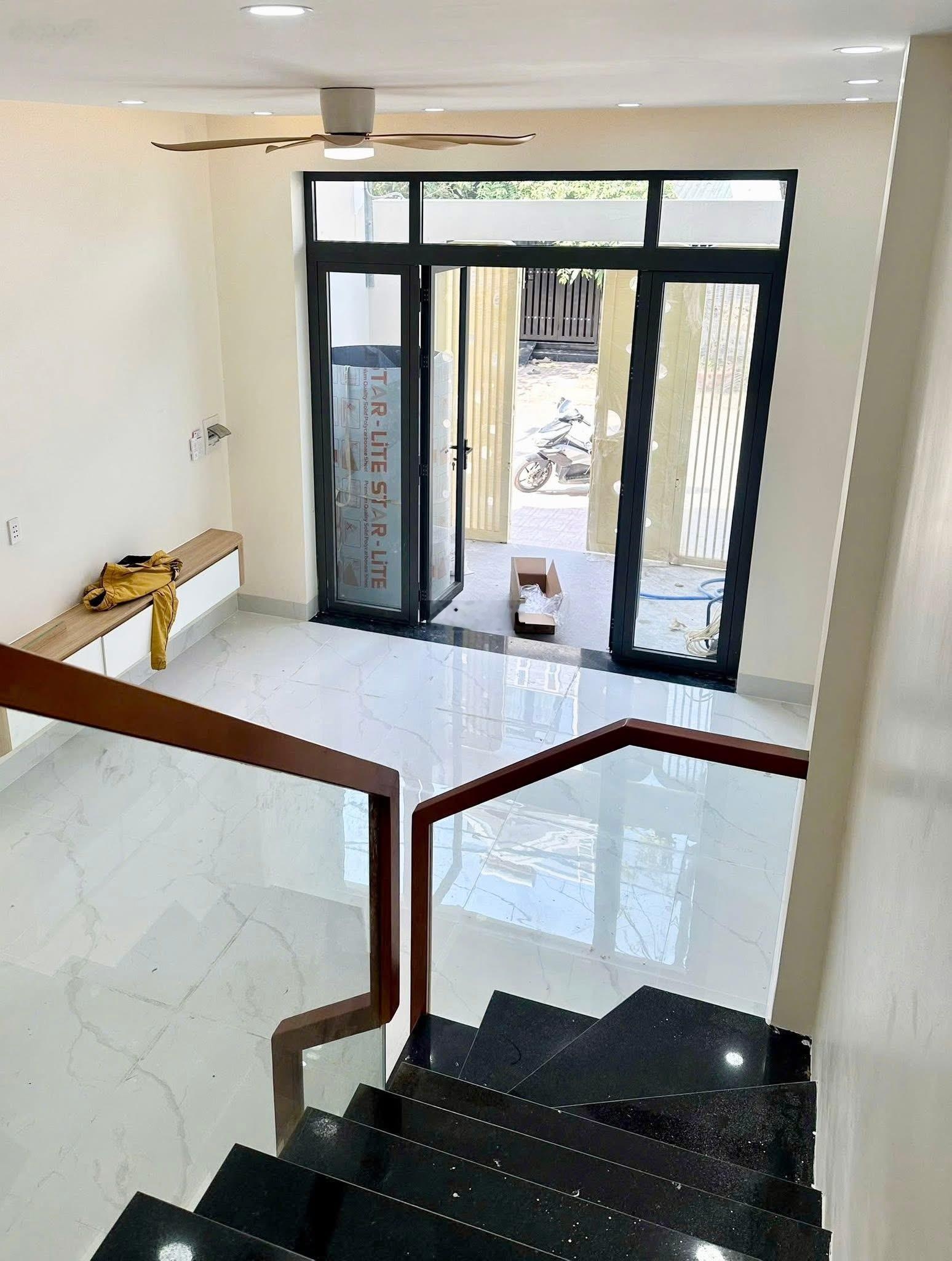 Nhà riêng 3PN, 3WC tại Phường 10, Quận 3, TP.HCM, 6 tỷ VND, 132.2 m2 đẹp, nhiều tiện ích