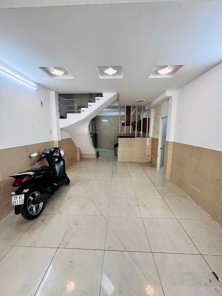 Nhà 3 tầng hậu giang, 75m2, 5x15m, hơn 8 tỷ