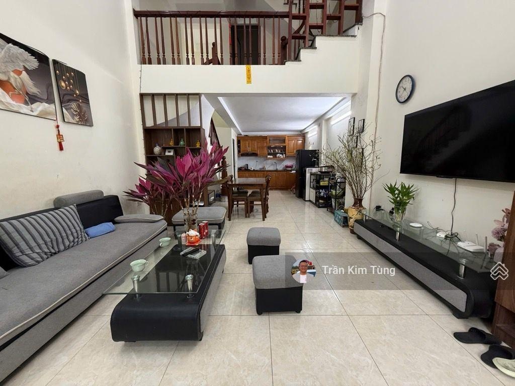 Bán Nhà Thạch Bàn - Long Biên, 47m x 5 Tầng Dân Xây, Đường Ô tô tránh, Kinh Doanh.